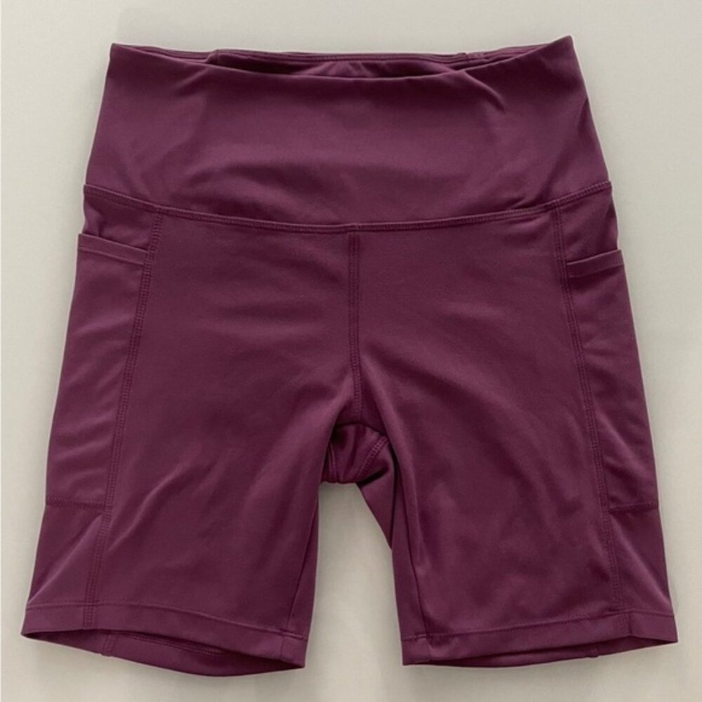 Danskin biker, short size, small violet